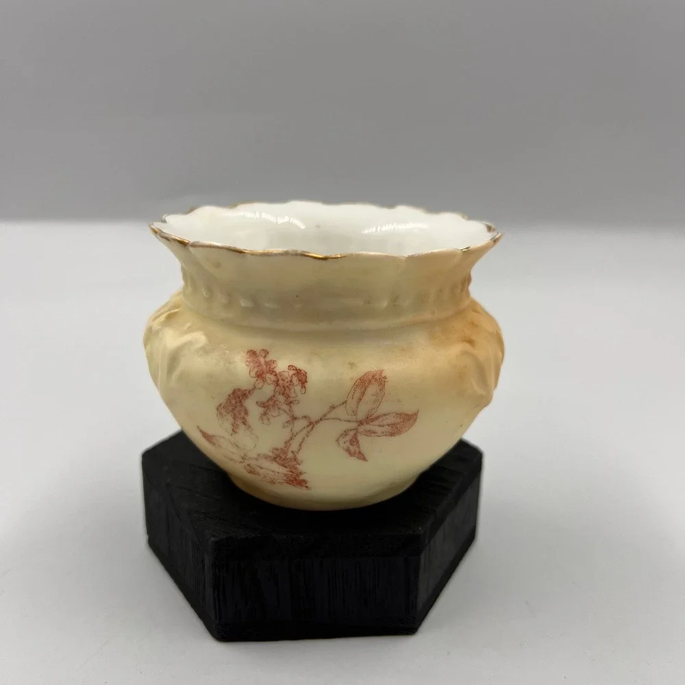 Royal Rudolstadt Bavaria Hand Painted Floral Porcelain Jardiniere Lion Handles
